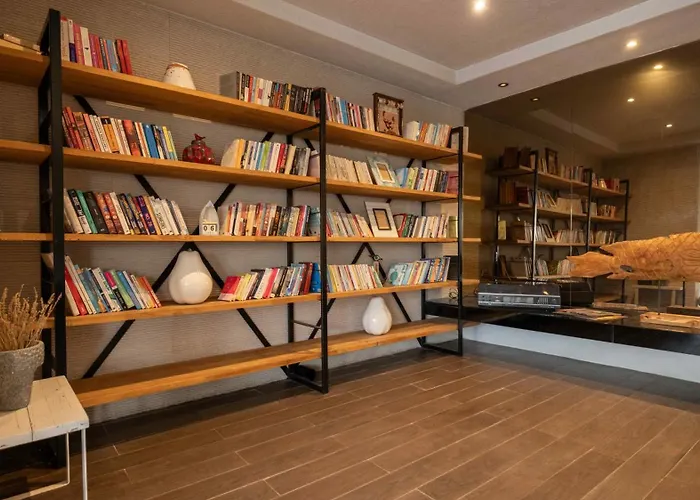 Enki Suess Alacati *