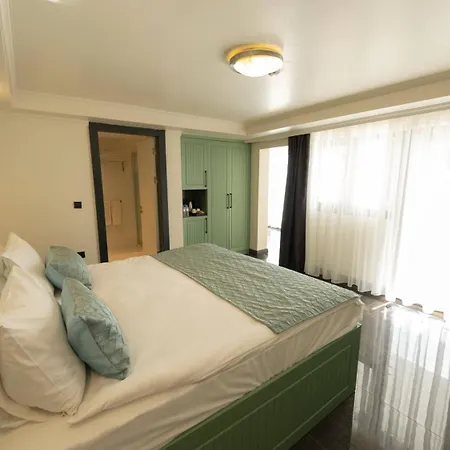 Hotel Enki Suess *