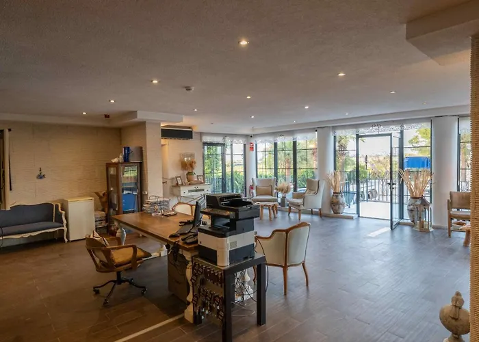 Hotell Enki Suess Alacati