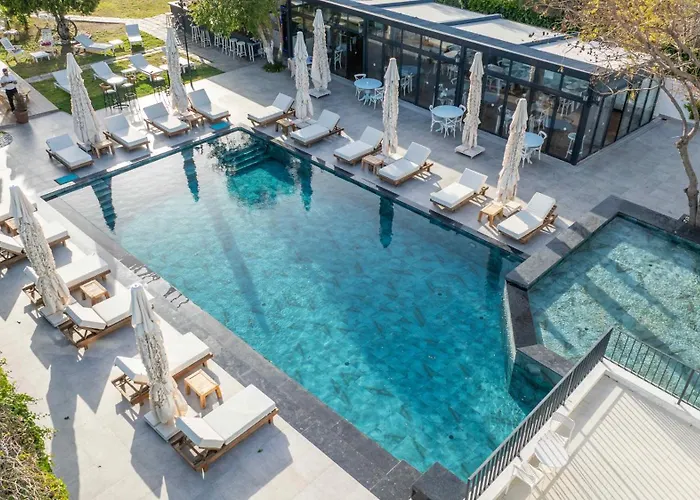 Enki Suess Alacati *